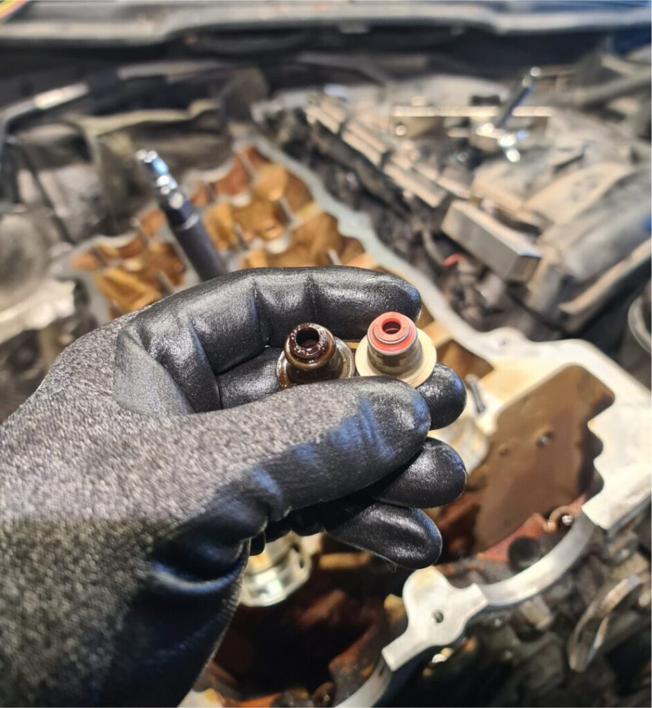 Szelepszár szimeringezés Szolgáltatás